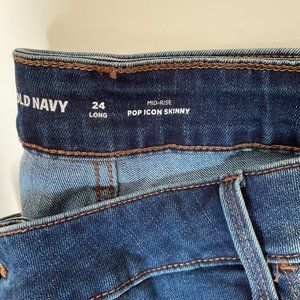 Old Navy Mid Rise Pop Icon Jeans Size 24 Tall | Color: Nicky
